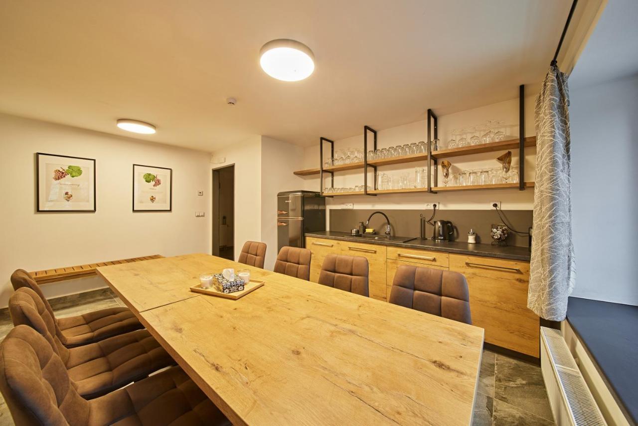 Vlci Stopa Apartments Pec pod Sněžkou Kültér fotó